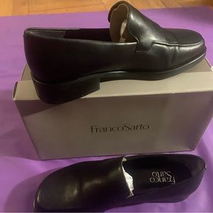 Franco Sarto L-Bocca Women’s Loafers. Size 8.5 Wide. Stylish and comfortable.